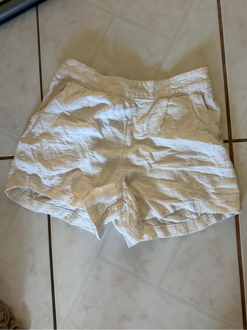a new day White High-Waist Lightweight Women's Shorts